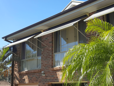 Alpha Pivot Arm Awning